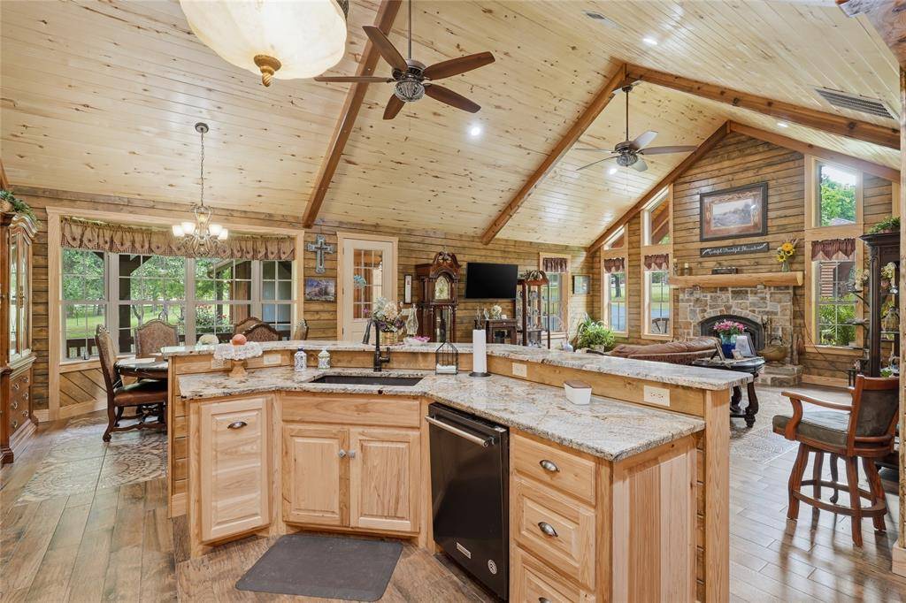 2411 Sweet Springs Road, Weatherford, TX 76088