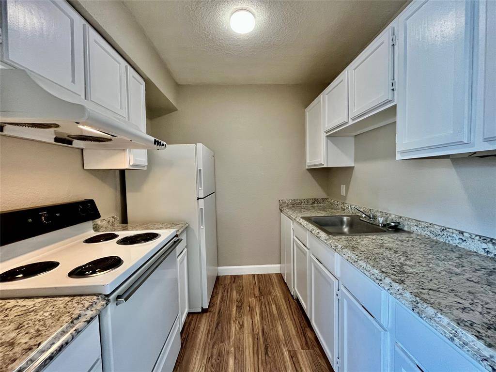 701 W Sycamore Street #205, Denton, TX 76201