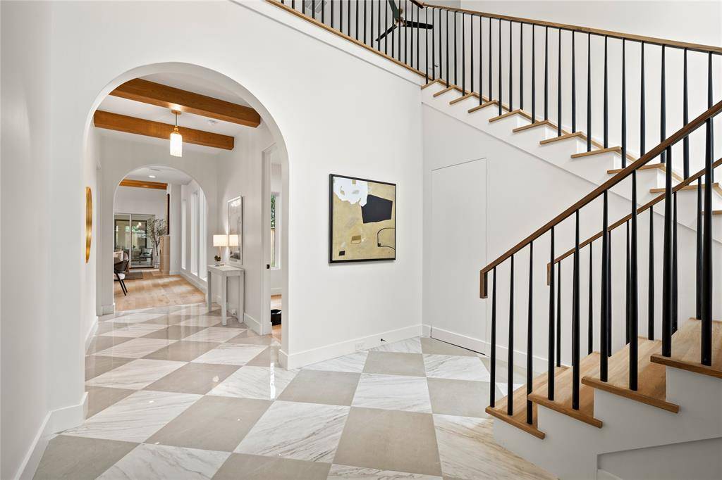 8730 Rexford Drive, Dallas, TX 75209