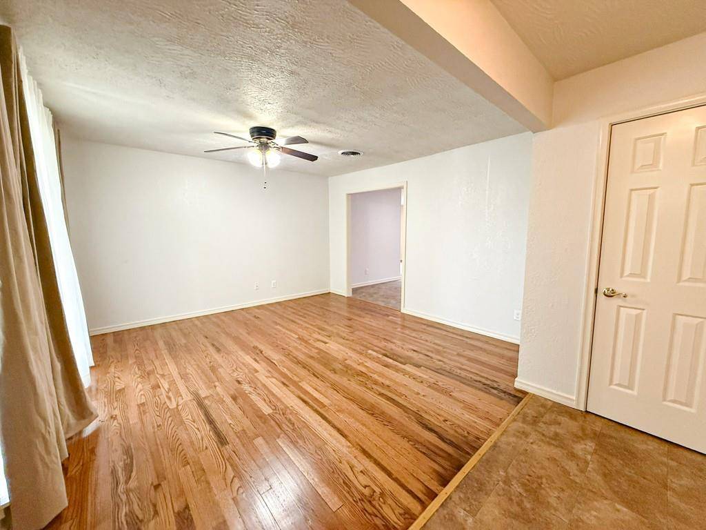 2424 Dorrington Drive, Dallas, TX 75228