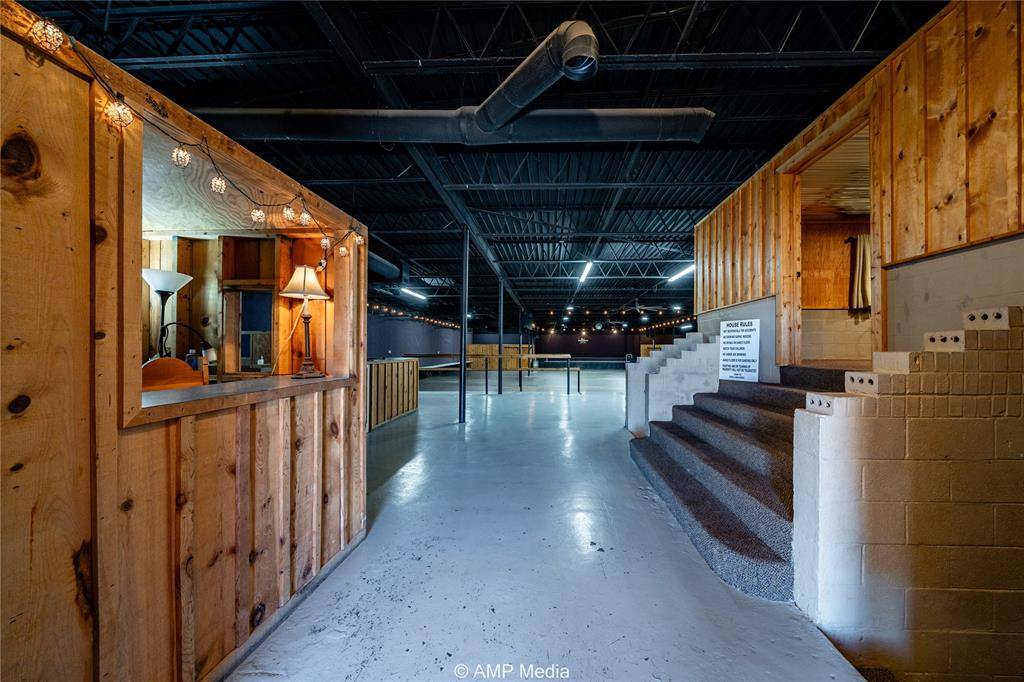 1183 W McHarg Street, Stamford, TX 79553