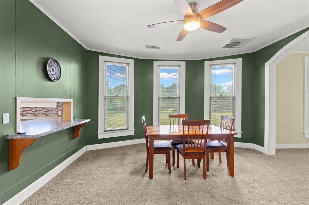 1302 New Hope Road, Hubbard, TX 76648