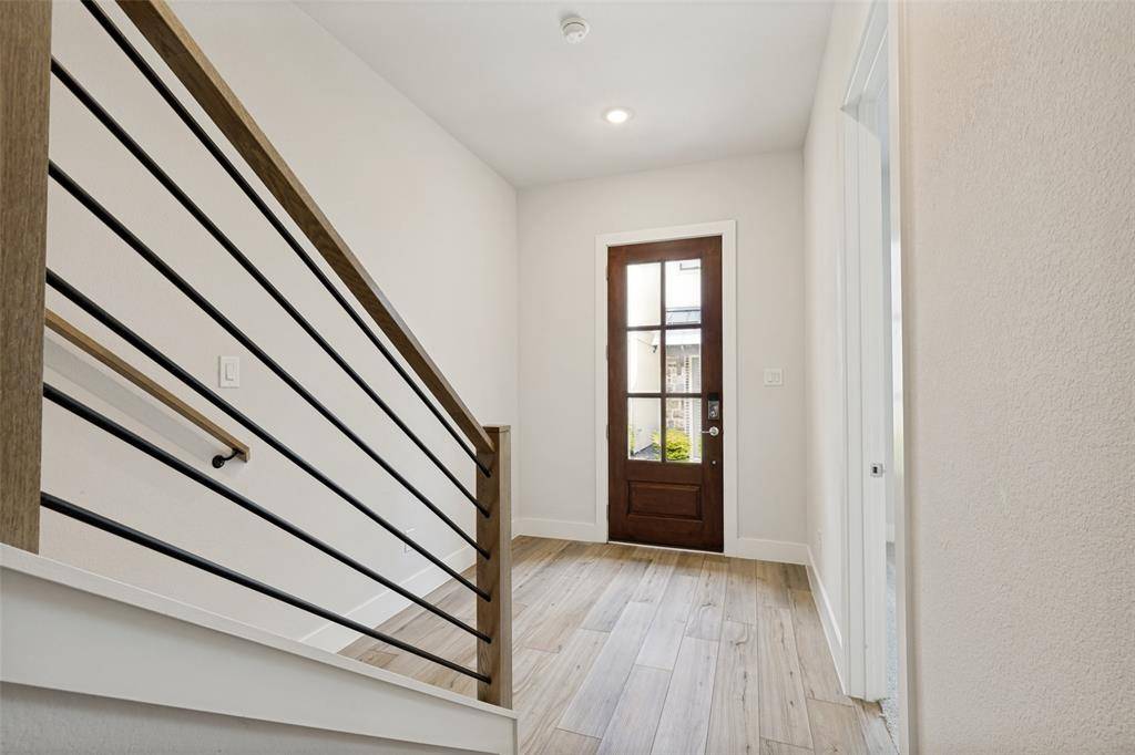 8117 Radnor Road, Dallas, TX 75231