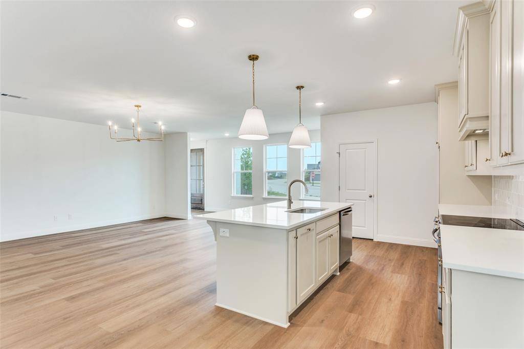 850 Meadow Place Drive, Willow Park, TX 76087