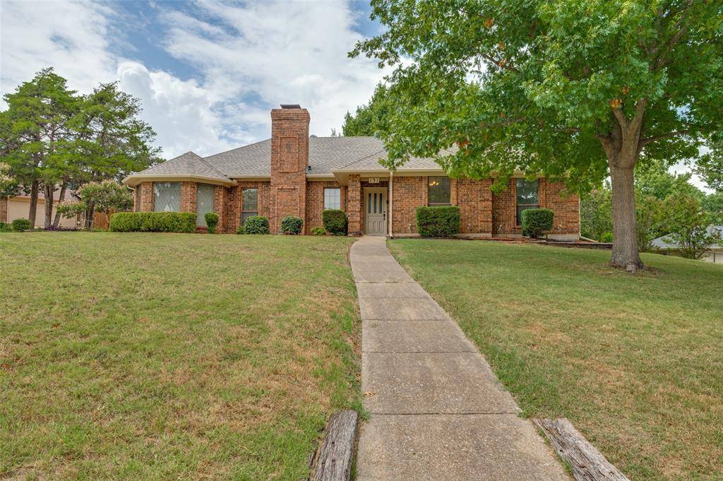 131 Honey Tree Lane, Desoto, TX 75115