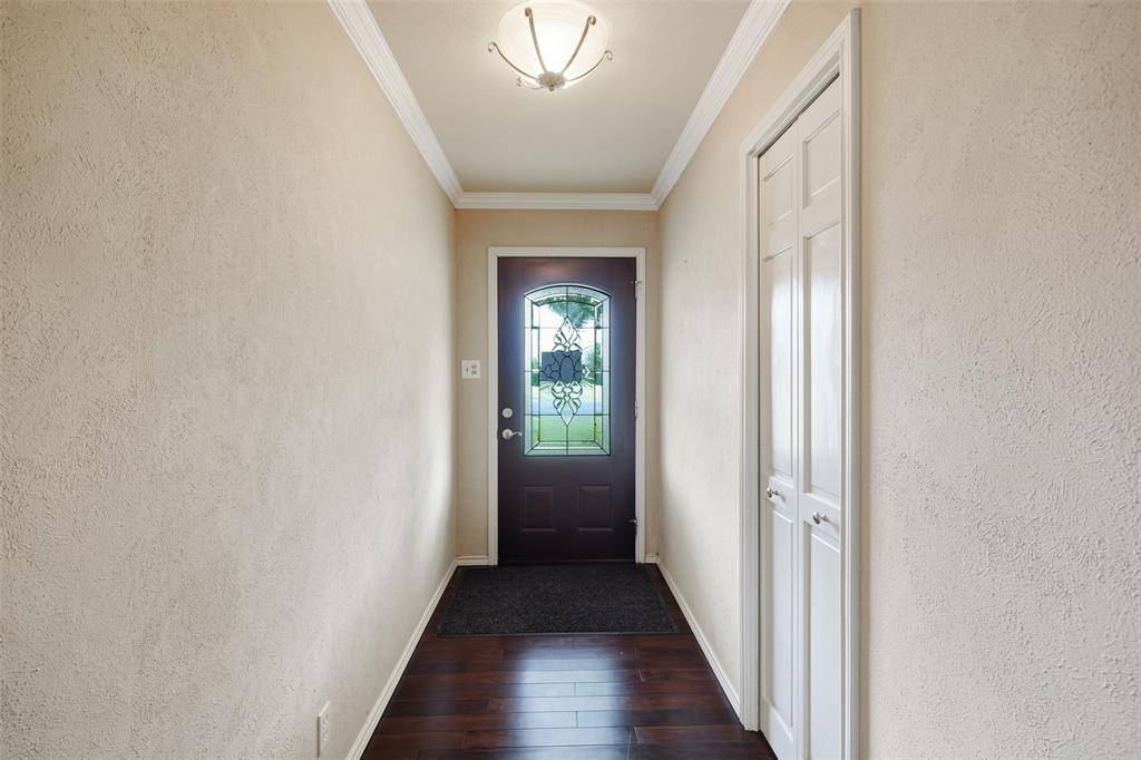 206 Mcanear Street, Cleburne, TX 76033