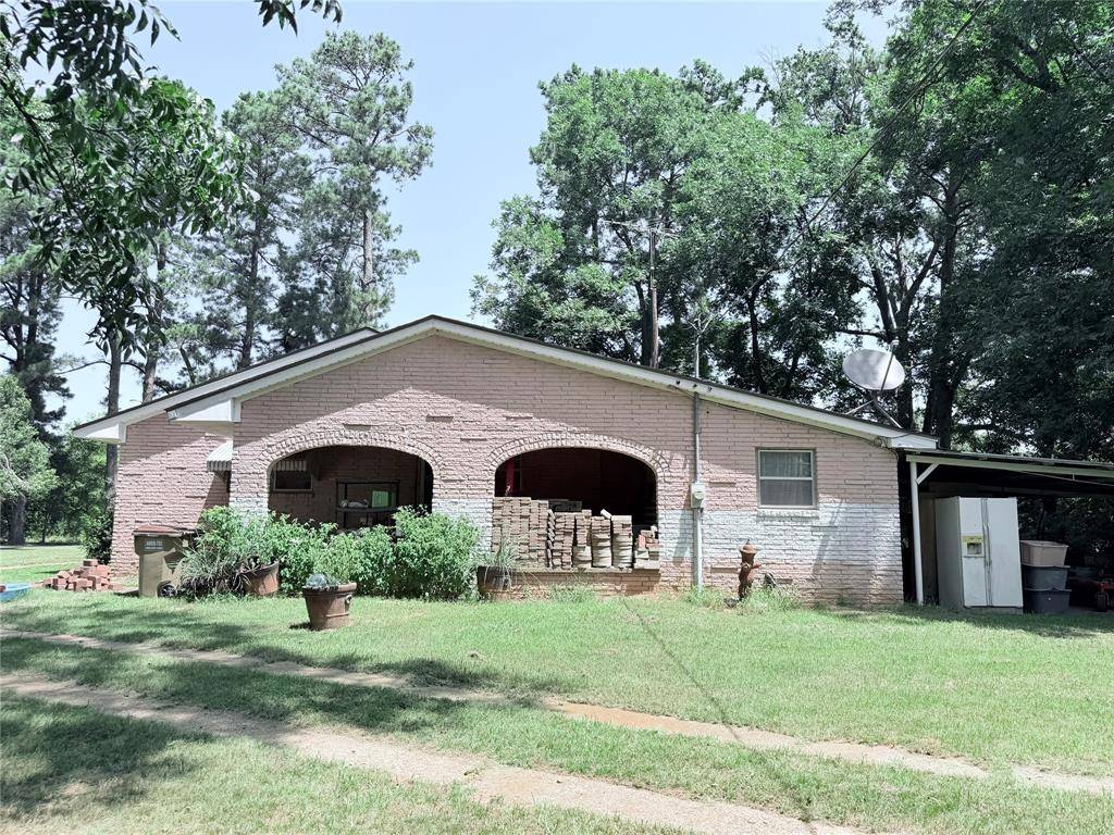 431 County Road 2715, Mount Pleasant, TX 75455