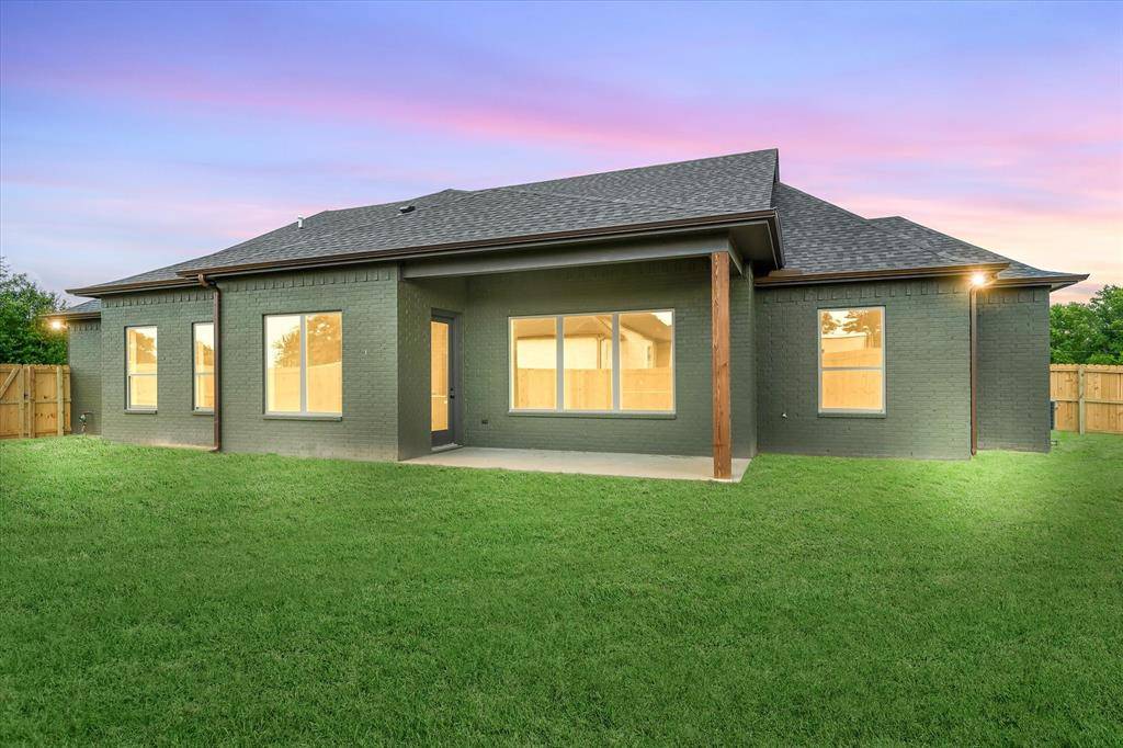 15558 CR 436, Lindale, TX 75771