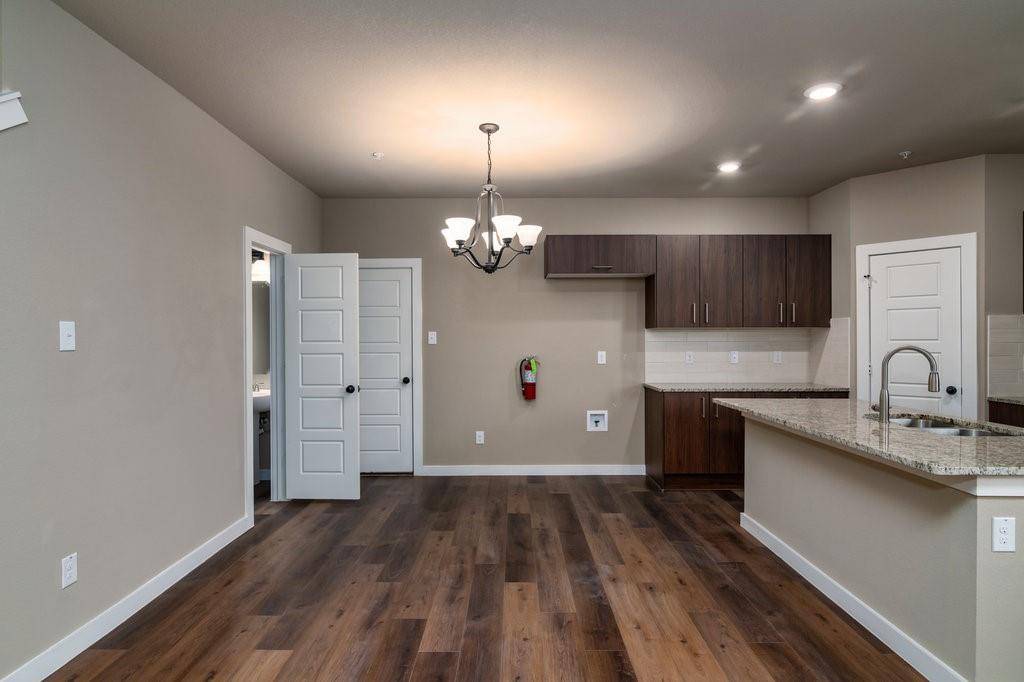 635 Wheatfield Drive, Venus, TX 76084