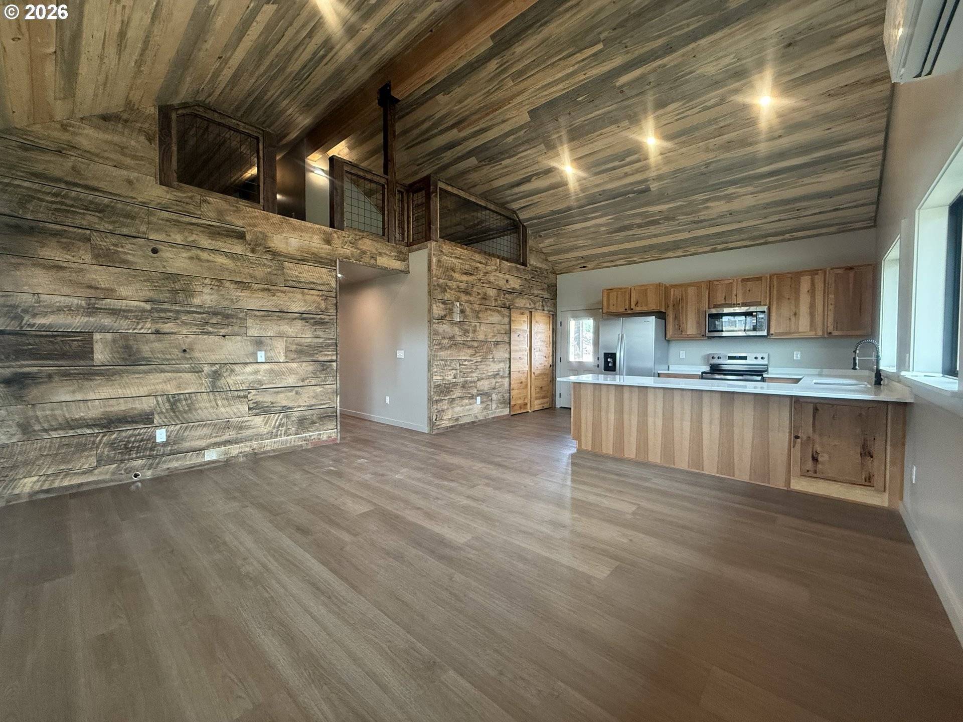 140 SE BUNCHGRASS RD, John Day, OR 97845