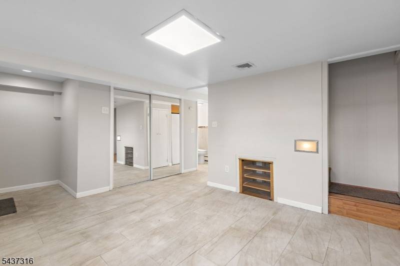 69 Columbia Ave, Jersey City, NJ 07307