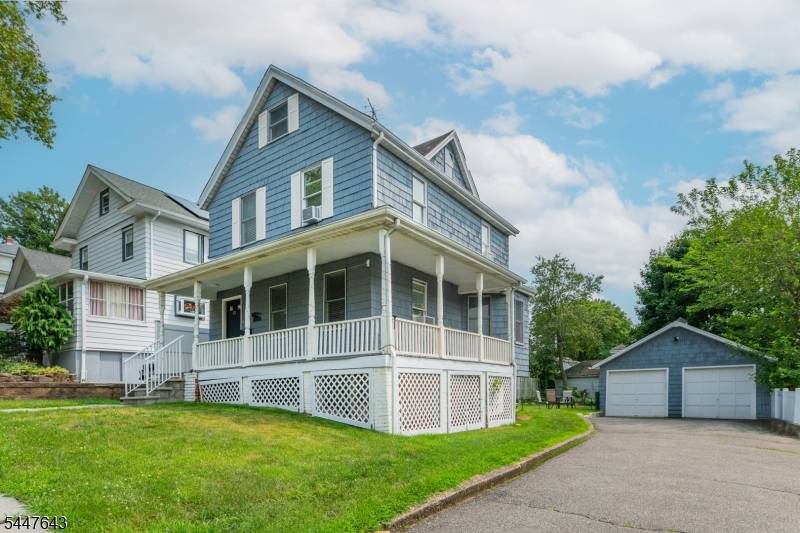 138 Homestead Pl, Bogota Boro, NJ 07603
