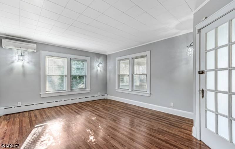 158 Stout Ave #1, Middlesex Boro, NJ 08846