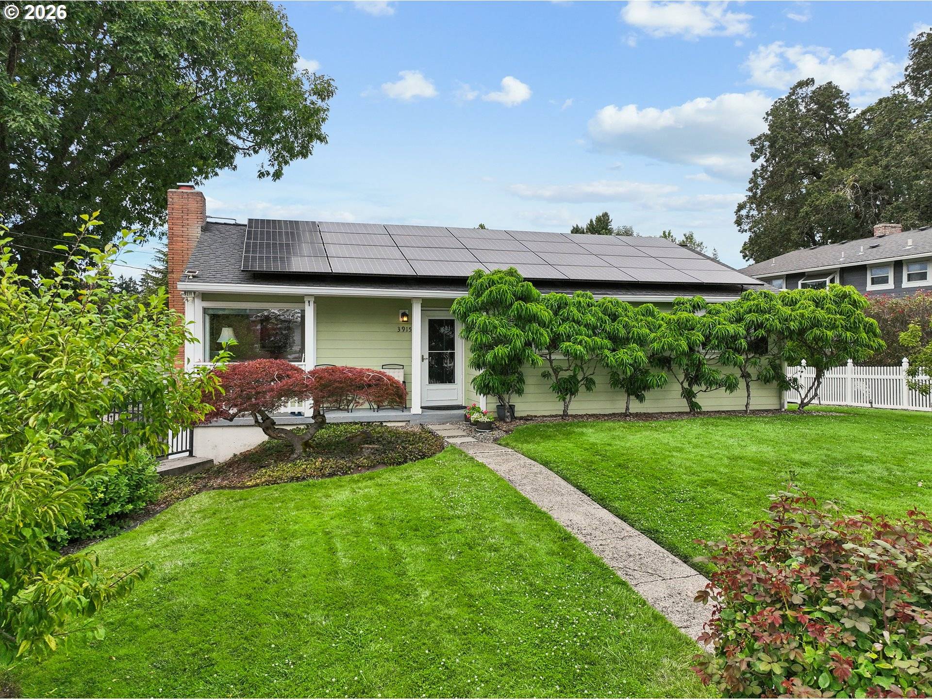 3915 SE RISLEY AVE, Milwaukie, OR 97267