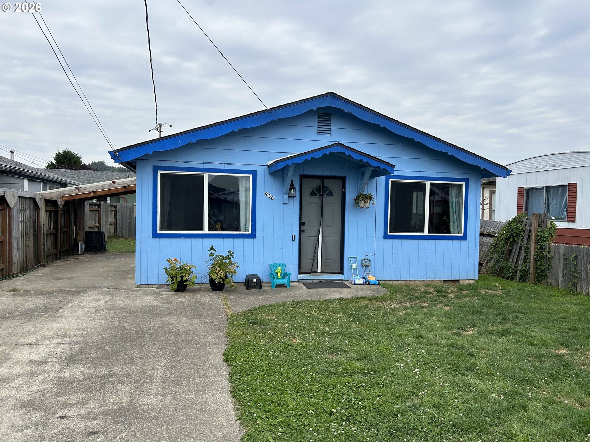 938 N 8TH ST, Reedsport, OR 97467