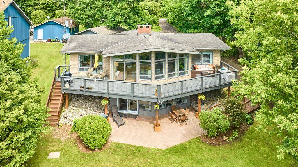 156 Acton RD, Uxbridge, ON L0C 1H0
