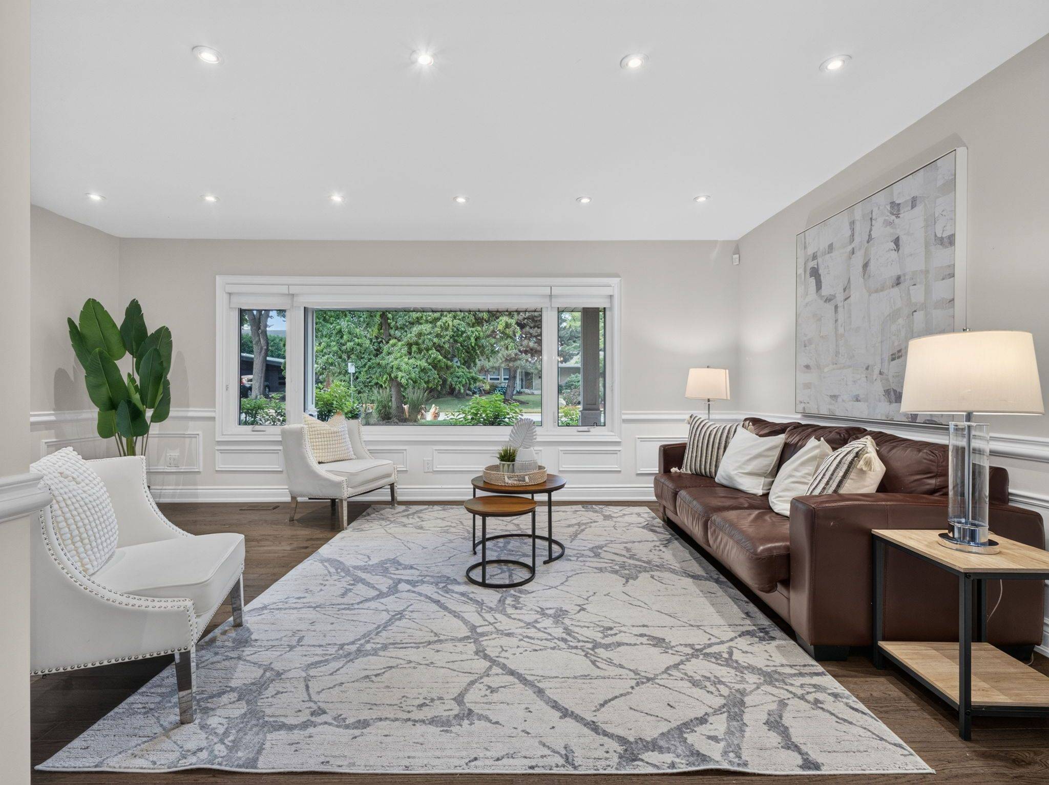 1302 Hillview CRES, Oakville, ON L6H 2C7