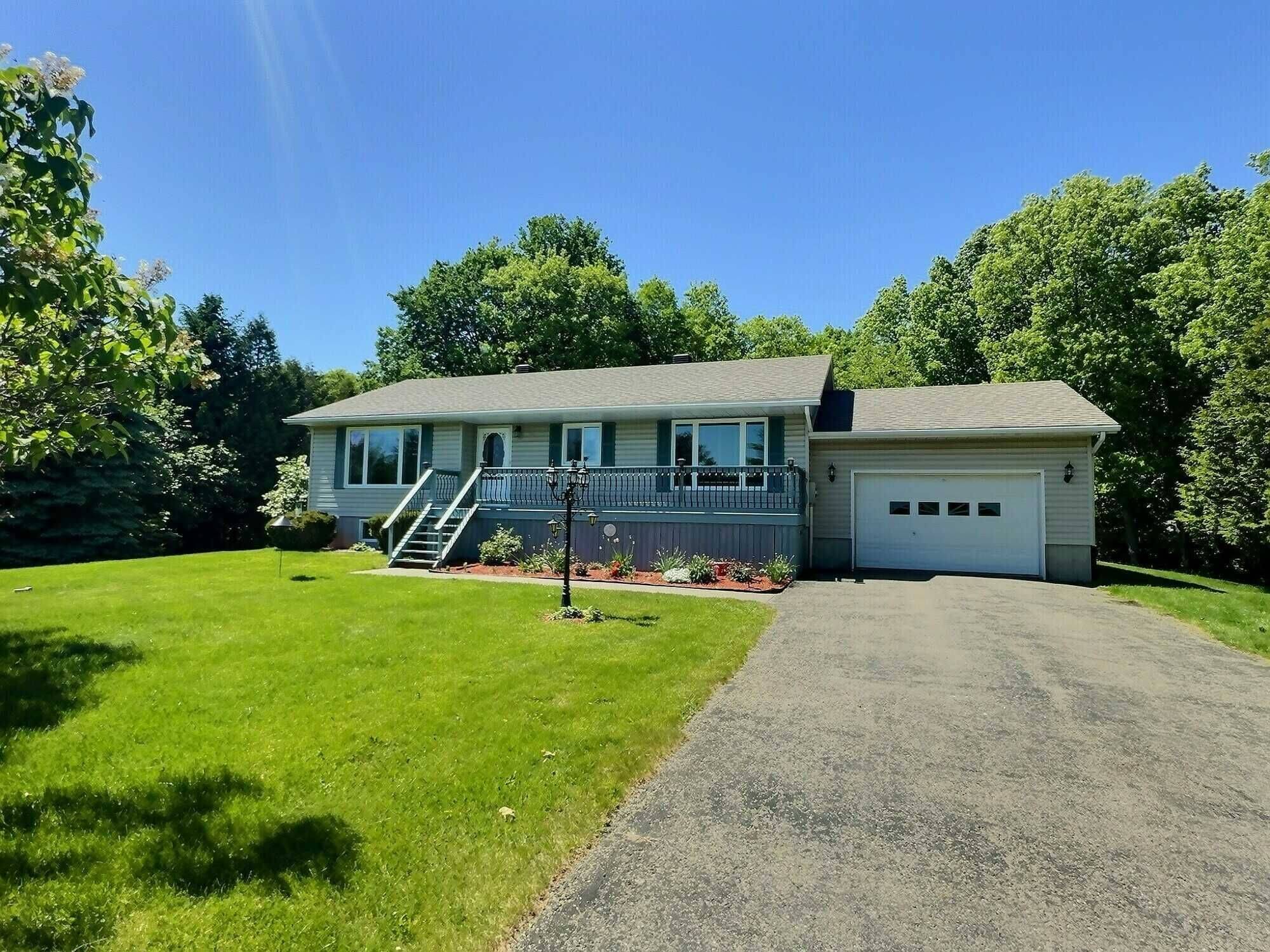 3594 County Road 27 RD, Elizabethtown-kitley, ON K0E 1M0