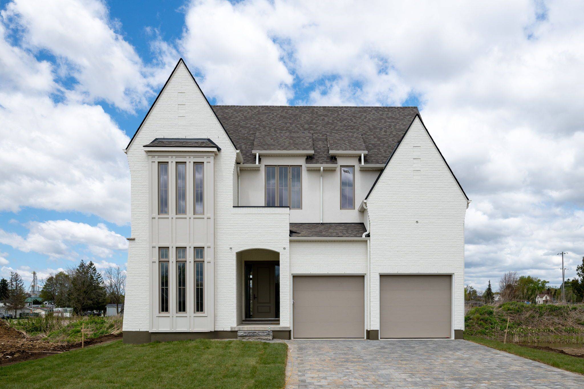 207 Foxborough PL, Thames Centre, ON N0M 2P0