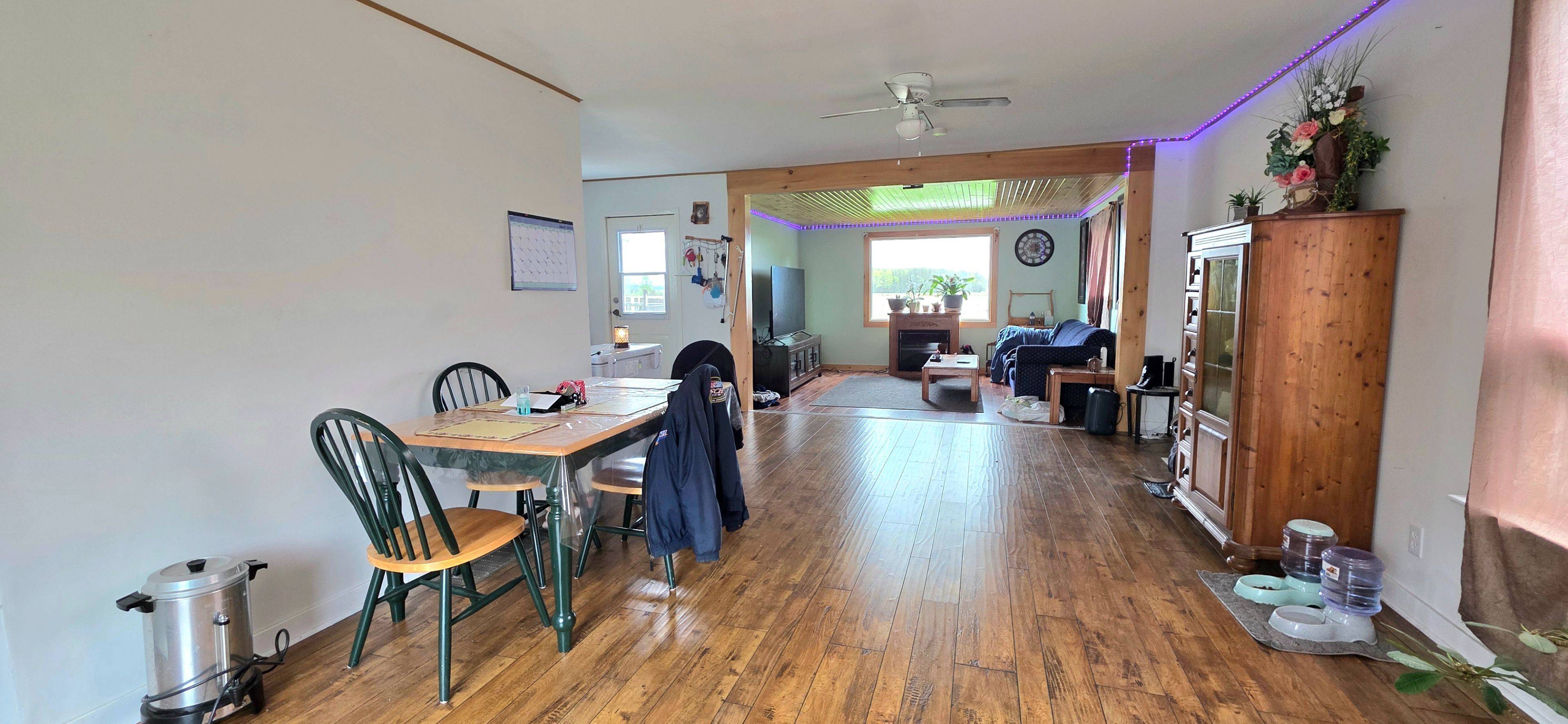 10 Quebec RD, Huron East, ON N0M 1L0