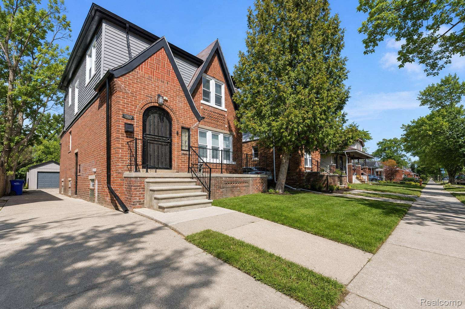 15887 Robson ST, Detroit, MI 48227