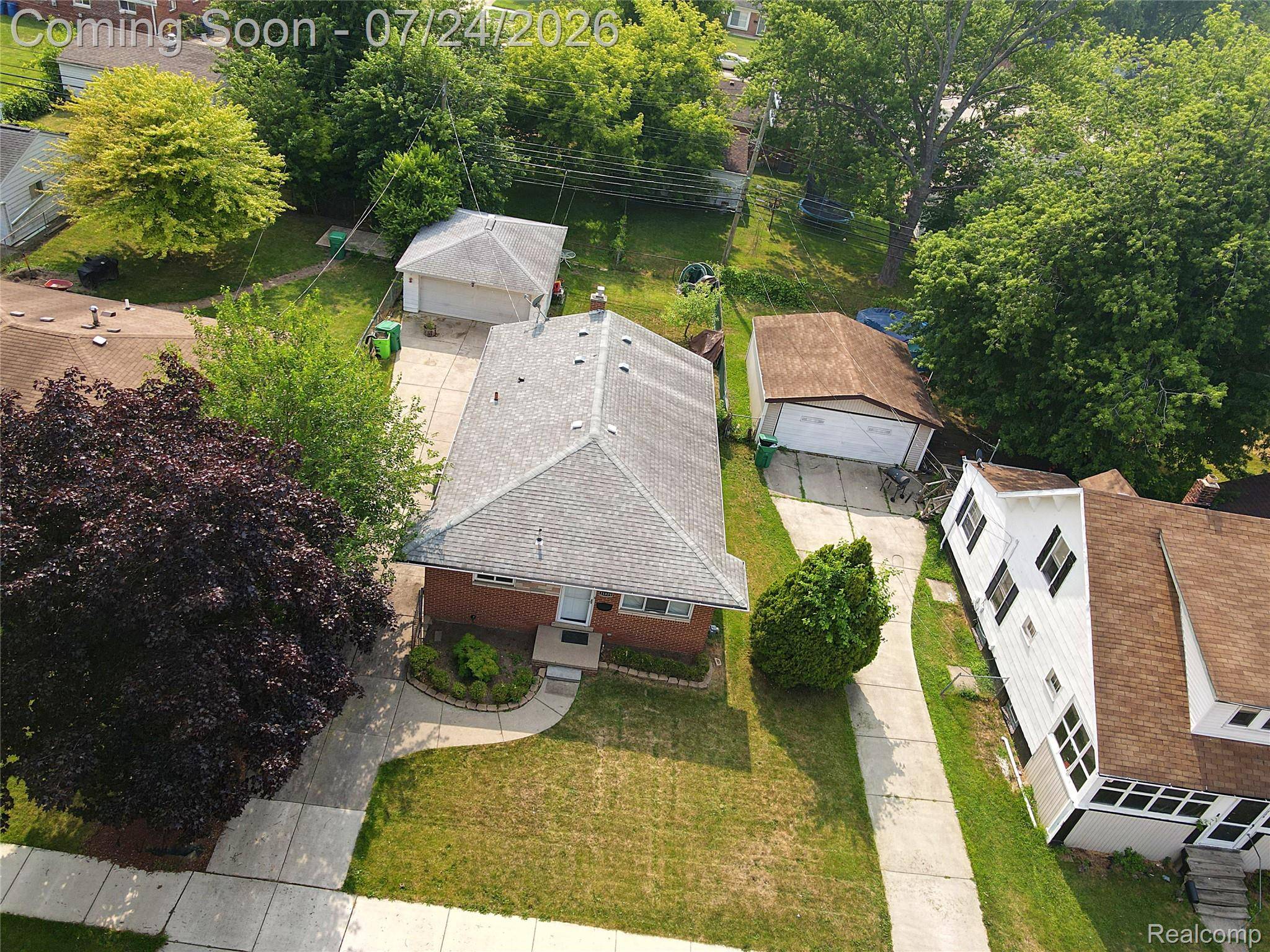 21819 Beechwood AVE, Eastpointe, MI 48021