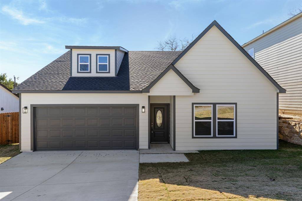 2619 Hillside Drive, Granbury, TX 76048