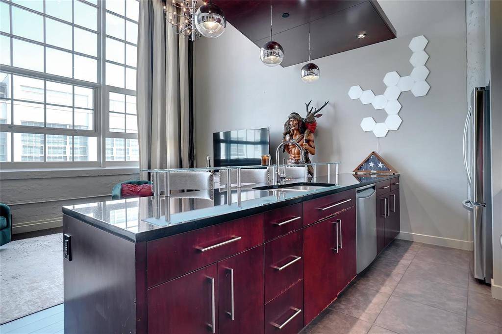 2600 W 7th Street #1807, Fort Worth, TX 76107