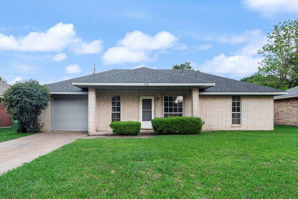 506 Thomas Trail, Seagoville, TX 75159