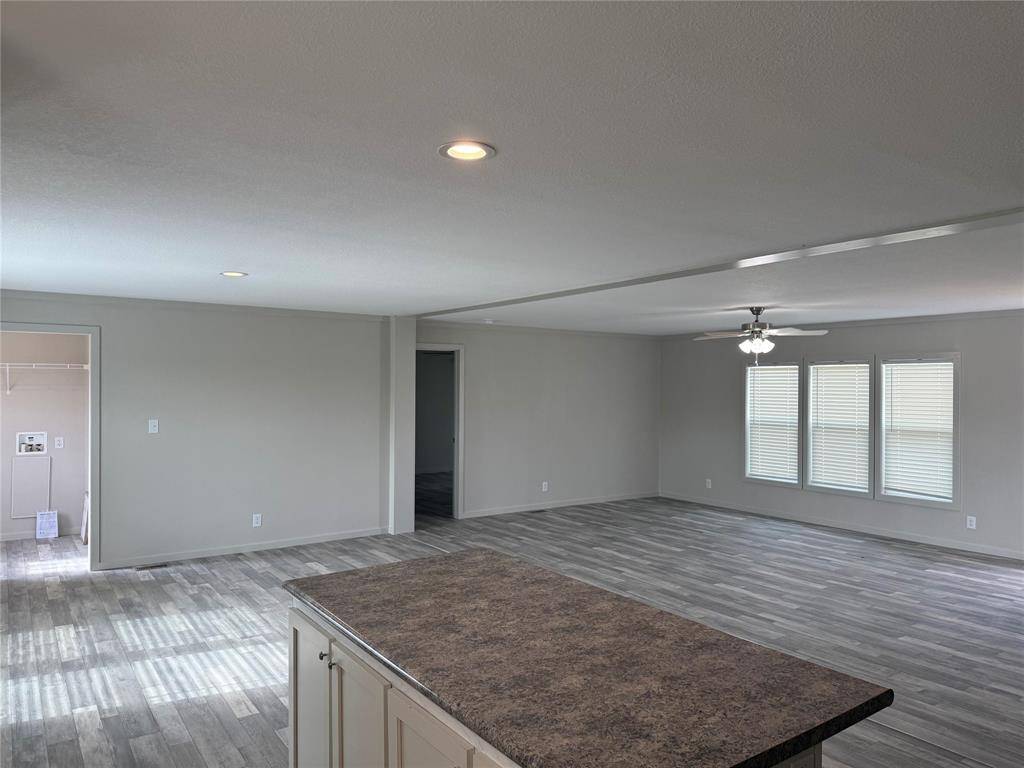 358 Reast Road, Whitesboro, TX 76273