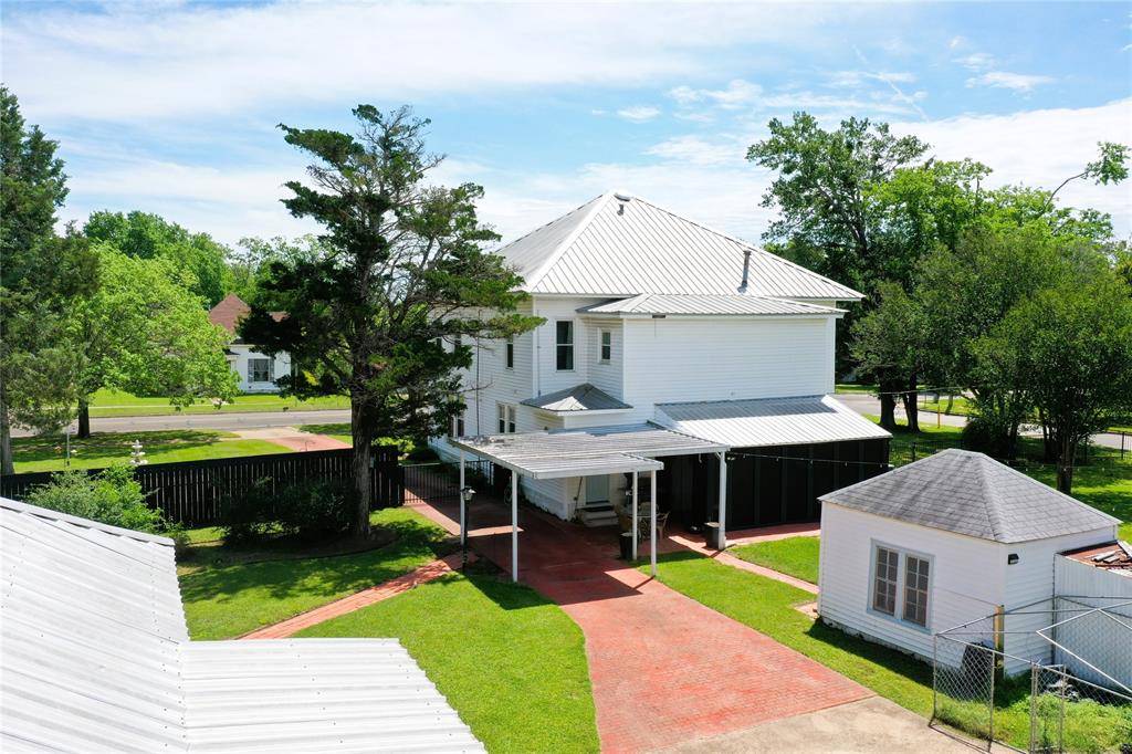 702 S 9th Avenue, Teague, TX 75860
