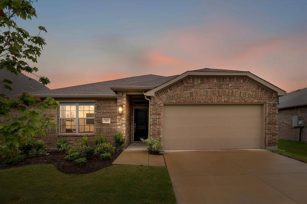 3808 Arrowchop Drive, Caddo Mills, TX 75135
