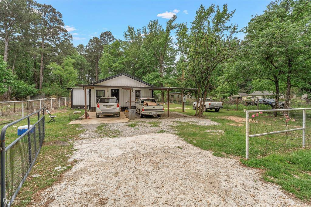 143 New Bethel Booker Road, Benton, LA 71006