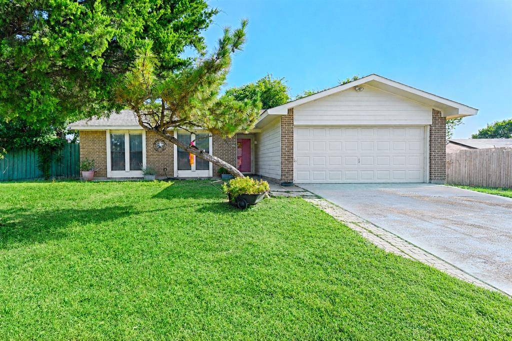 1901 Angelina Drive, Garland, TX 75040