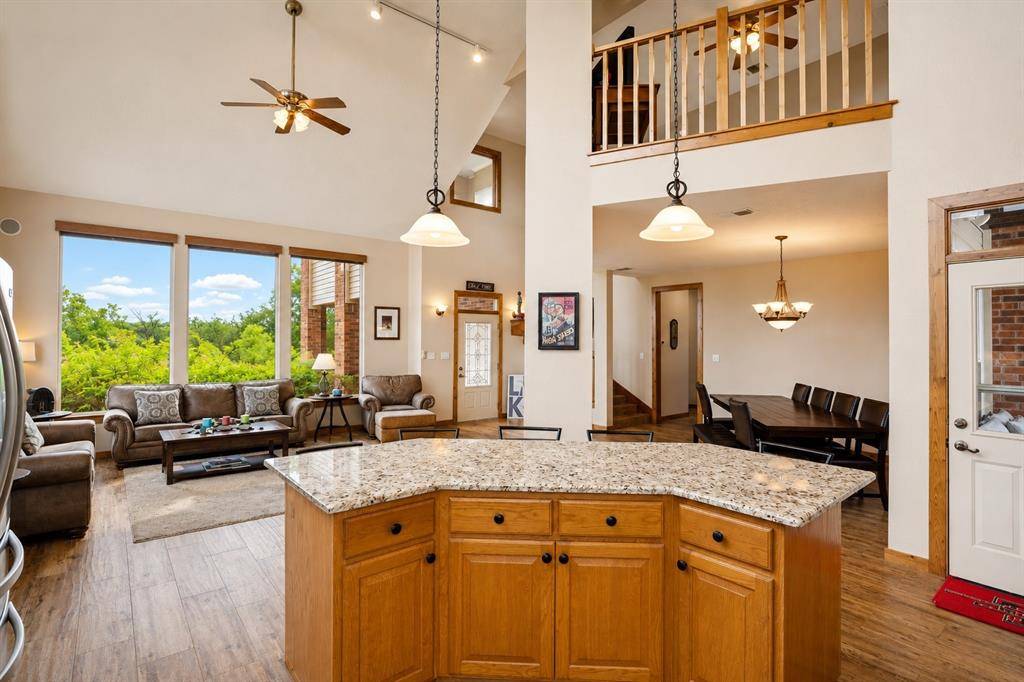 350 Castle Harbour Drive, Graford, TX 76449