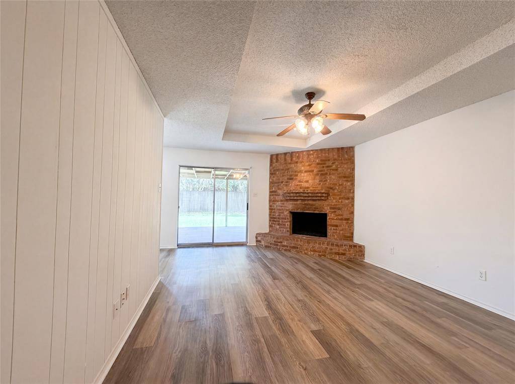 6304 Big Springs Drive, Arlington, TX 76001