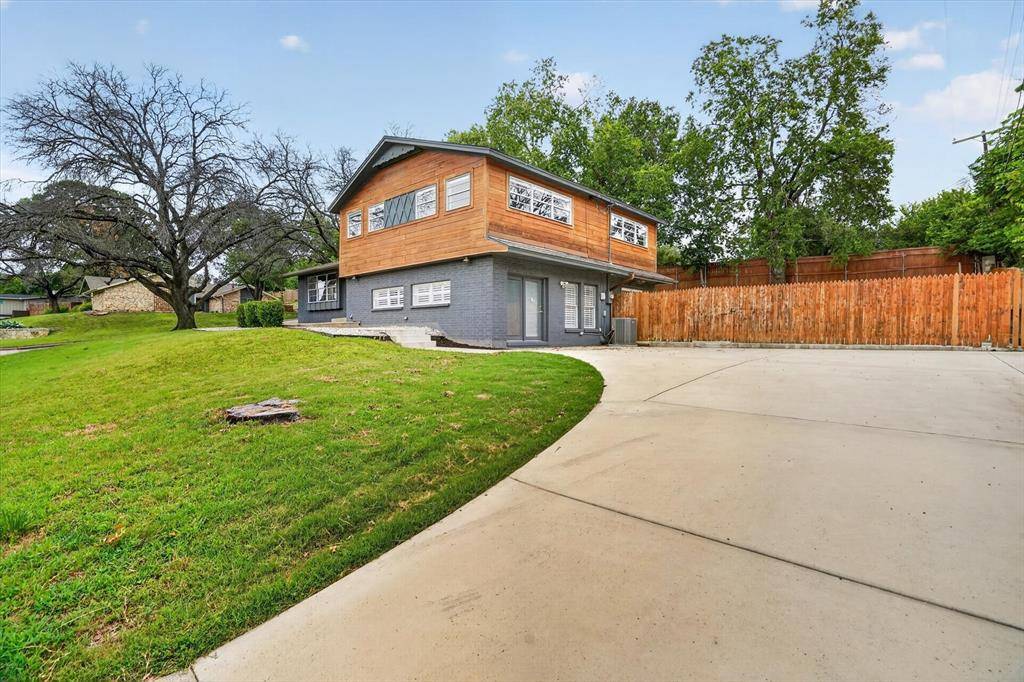 6609 Genoa Road, Fort Worth, TX 76116