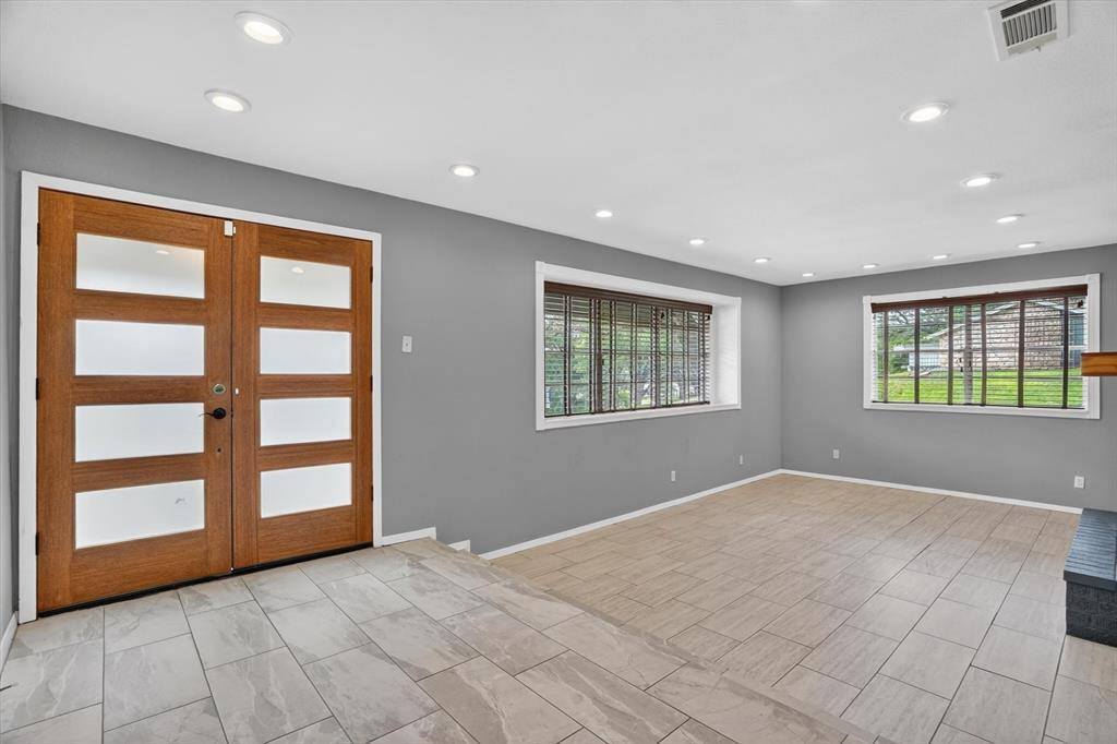 6609 Genoa Road, Fort Worth, TX 76116