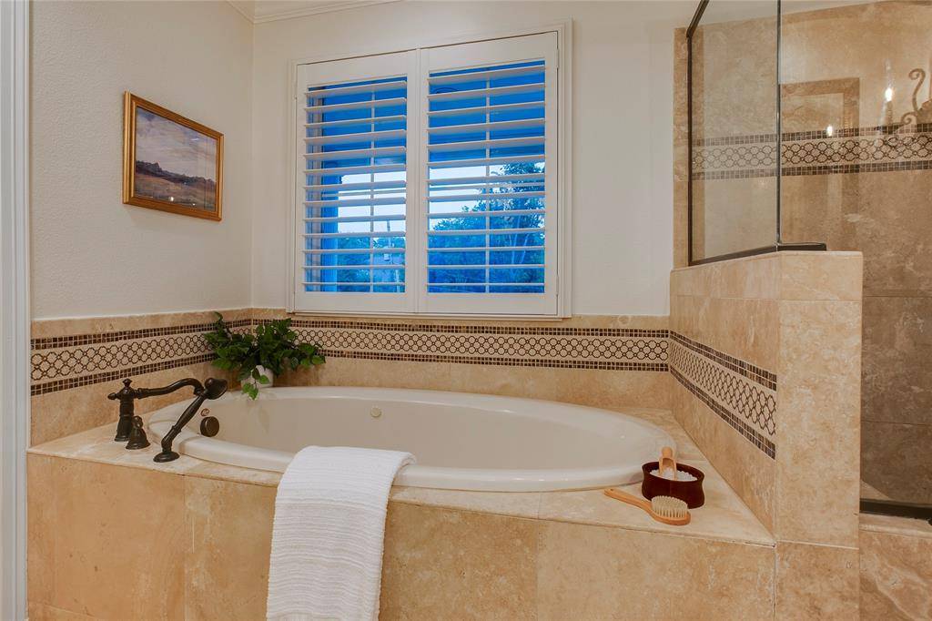 5830 Meaders Lane, Dallas, TX 75230