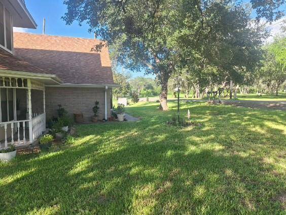225 Linney Lane, Beeville, TX 78102