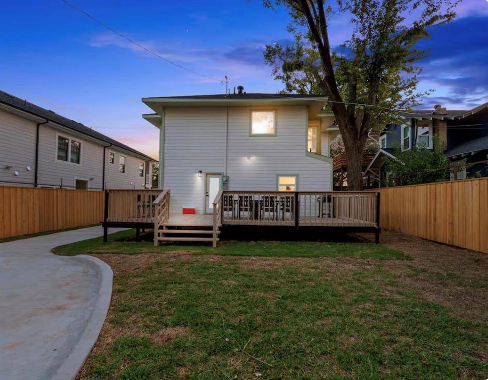 1143 Kings Highway, Dallas, TX 75208