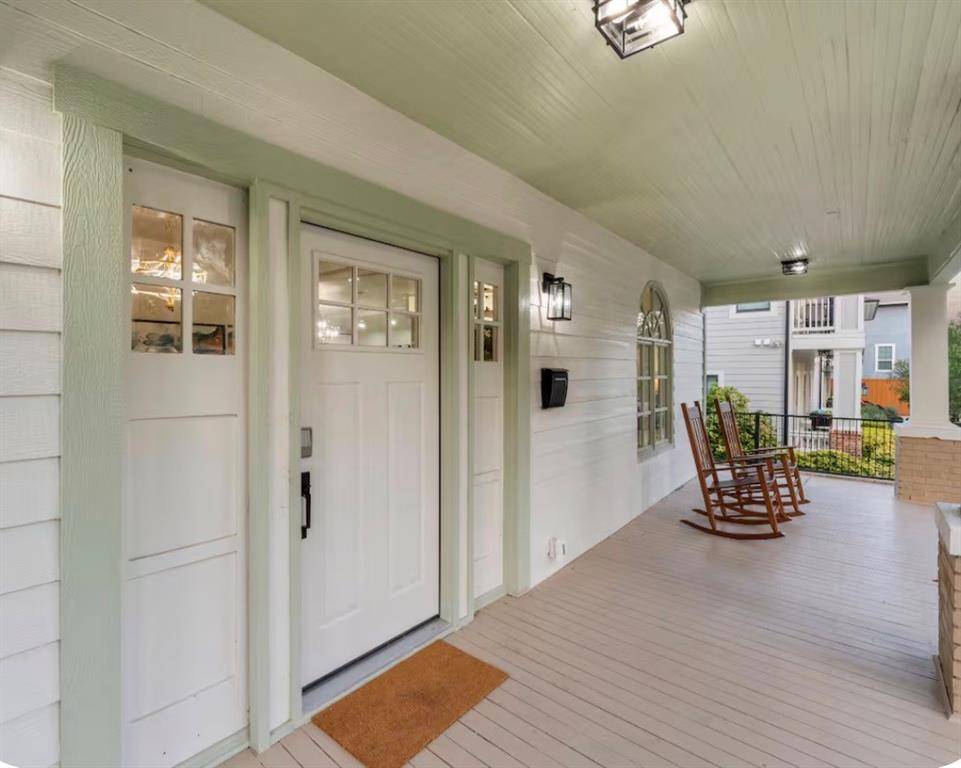 1143 Kings Highway, Dallas, TX 75208