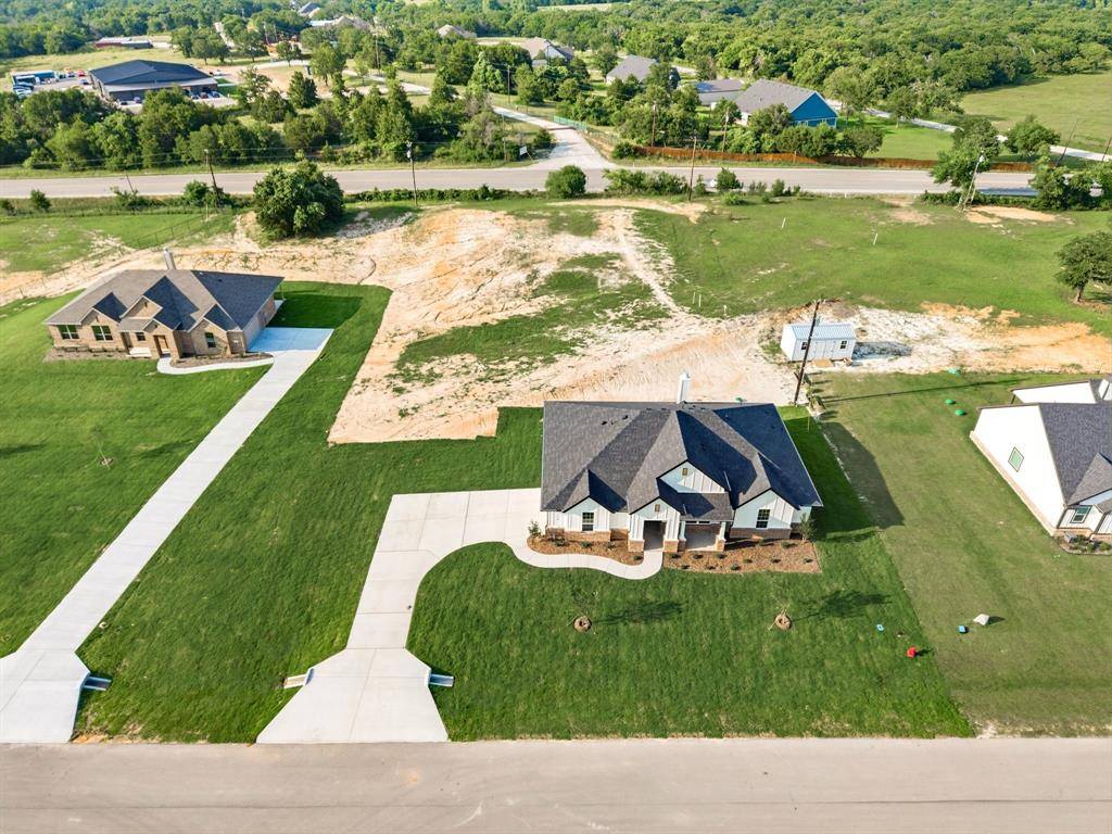 116 Park Hurst Drive, Boyd, TX 76023
