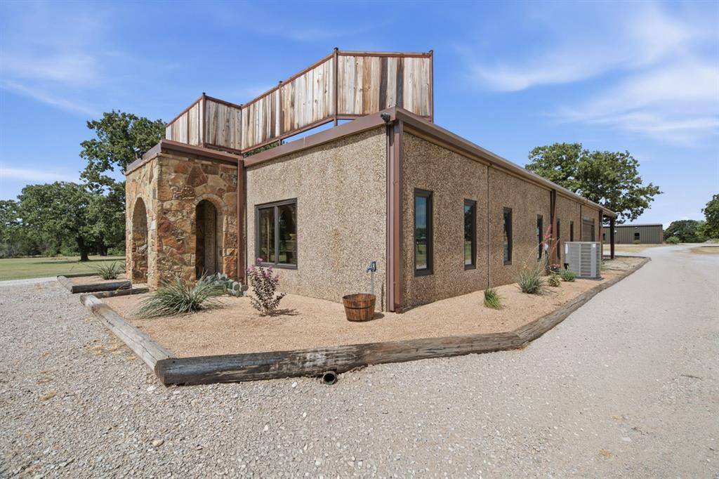 4711 S Highway 281, Mineral Wells, TX 76067