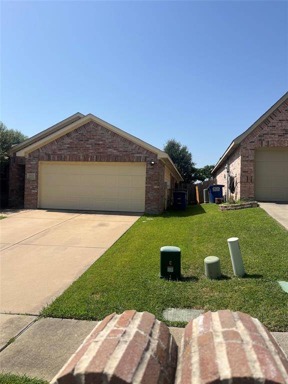 312 Crosscreek Drive, Princeton, TX 75407