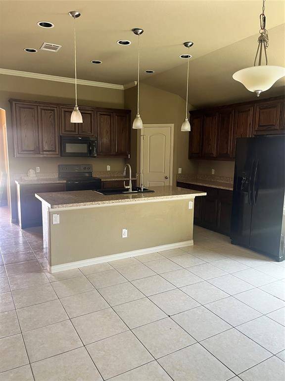 312 Crosscreek Drive, Princeton, TX 75407