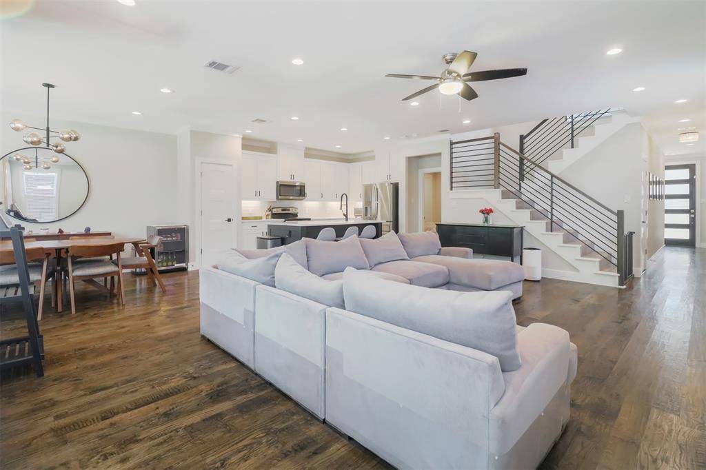 1975 Angelina Drive, Dallas, TX 75212