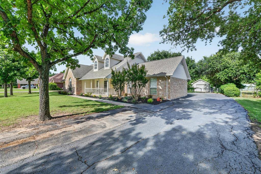 421 Ben Boyd Road, Argyle, TX 76226