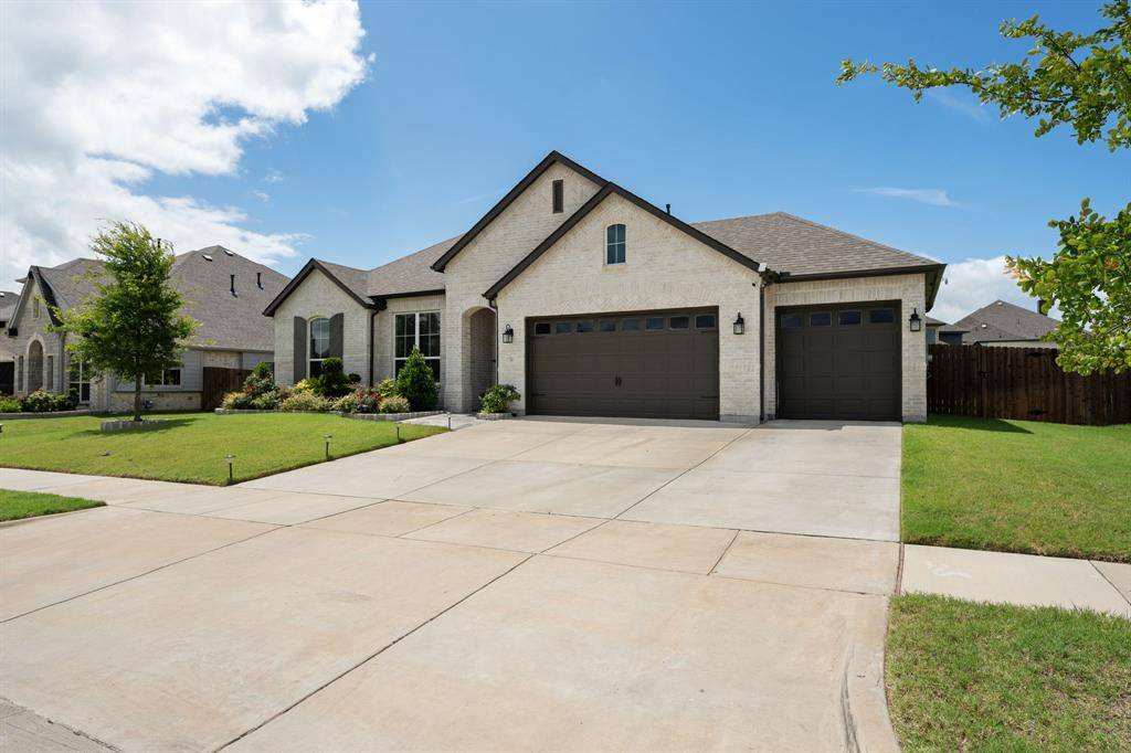 436 Brushwood Lane, Waxahachie, TX 75165