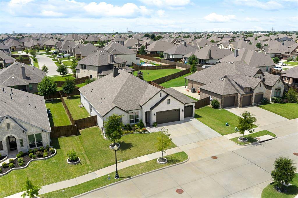 436 Brushwood Lane, Waxahachie, TX 75165